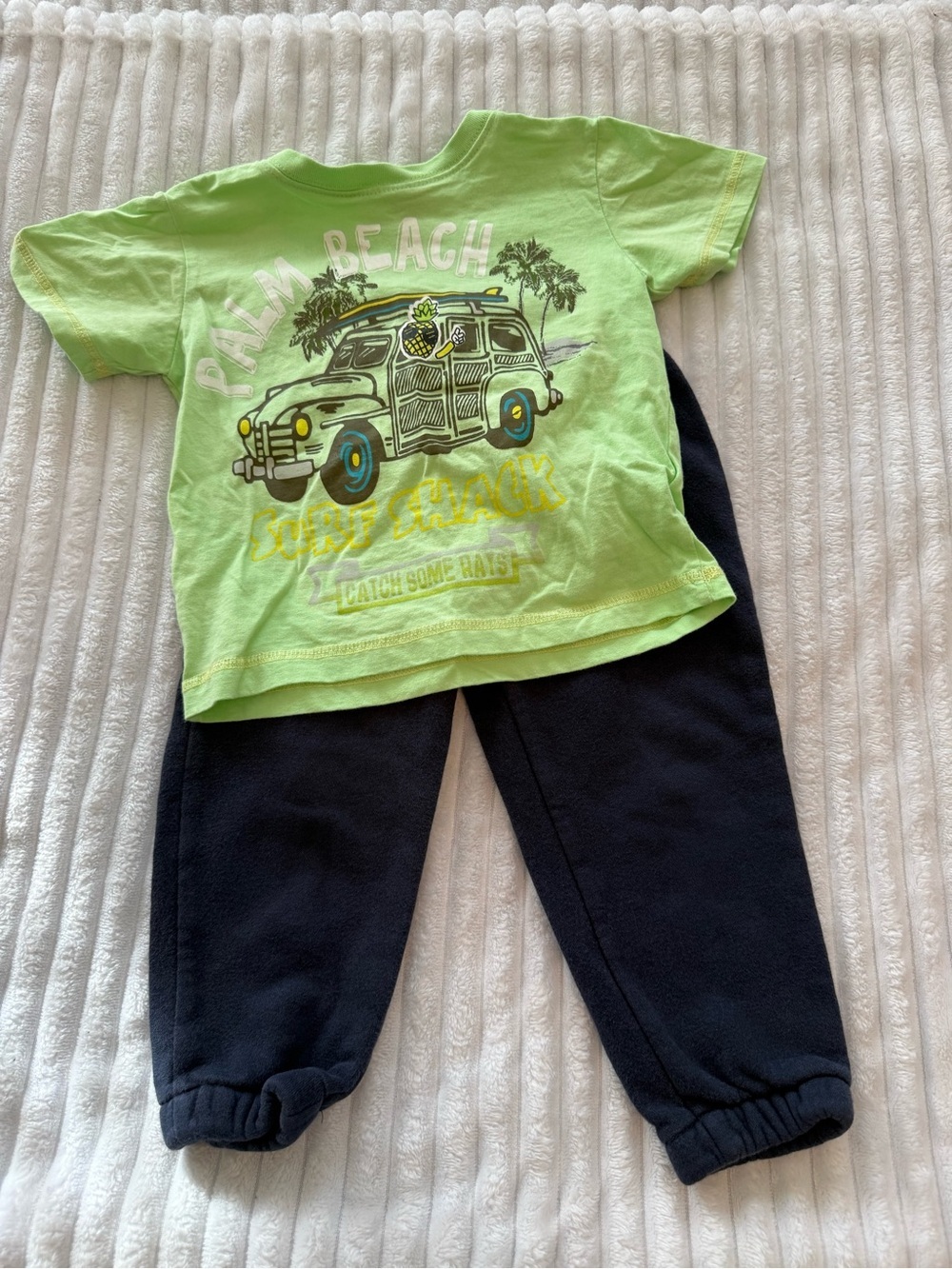 Green 'Palm Beach' Graphic Tee and Black Joggers Set